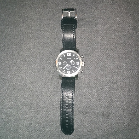 FOSSIL CHRONOGRAPH SS BLACK LEATHER MENS WRIST WATCH W/ COLLECTOR TIN NEW - Picture 3 of 11